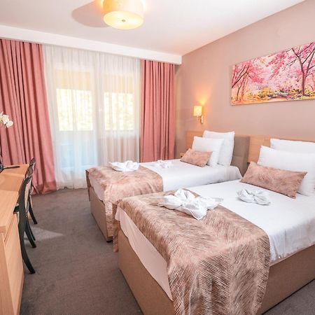 Garden City Hotel Konjic Buitenkant foto