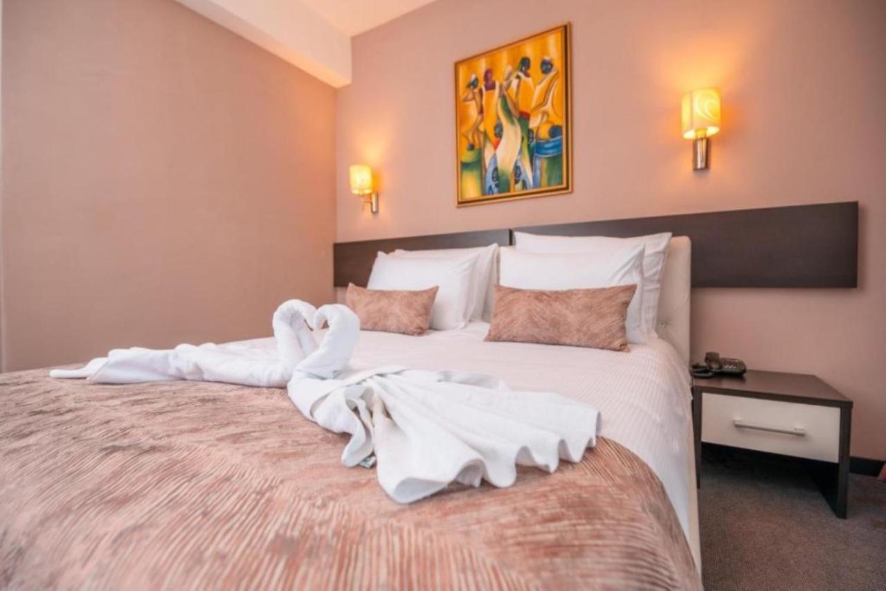 Garden City Hotel Konjic Buitenkant foto