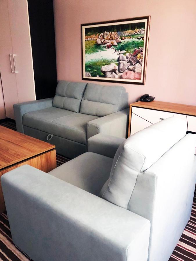 Garden City Hotel Konjic Buitenkant foto