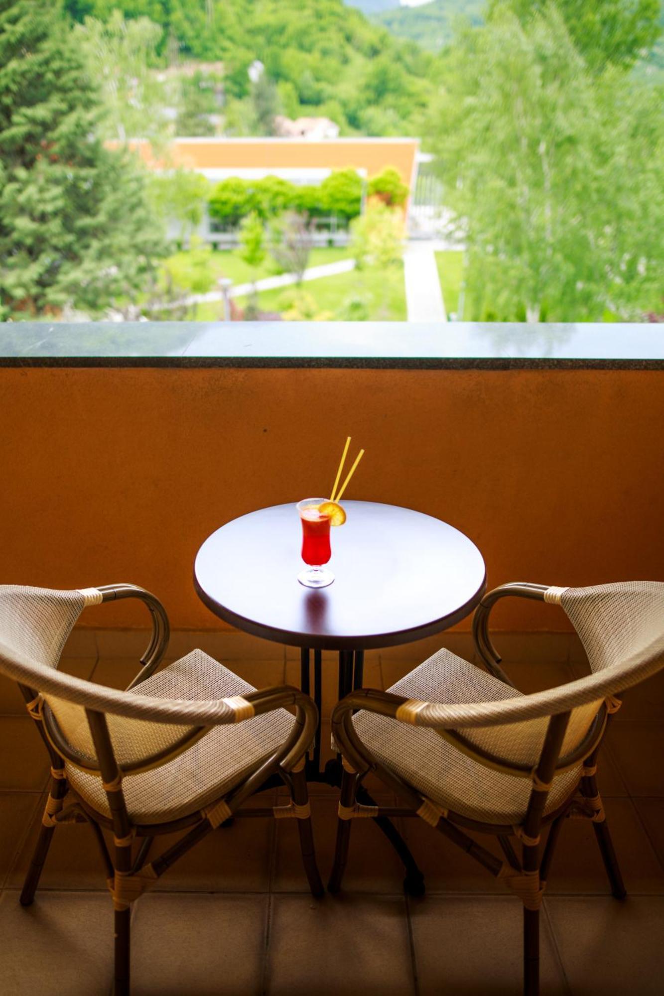 Garden City Hotel Konjic Buitenkant foto